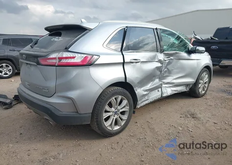 2020 Ford Edge Titanium z USA, uszkodzony, nr VIN 2FMPK3K97LBA30648